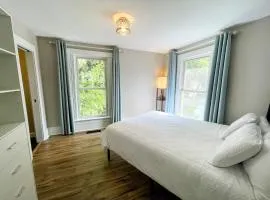 Lake Chelan Manor Room #4