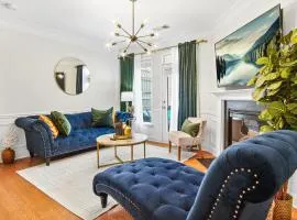 The Luxe on 16th Steps to Atlantic Station