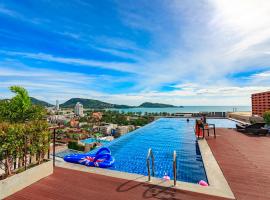 Apartments at The Bliss Condo by Lofty，位于芭东海滩的酒店