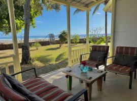 Les Fleurs Du Tamarin Beachfront Residences，位于塔马兰的酒店