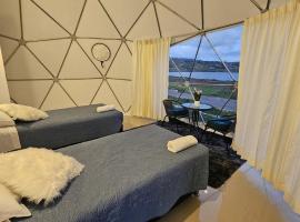 Sky domos - laguna huaypo，位于Anta的酒店