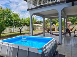 Sabajo appartement verhuur，位于帕拉马里博的酒店