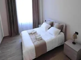 Transit HoteL