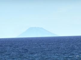 2Appartamento Spadafora 20 passi dalla spiaggia，位于斯帕达福拉的酒店