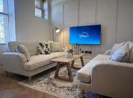 Dog Friendly 3 bedroom apartment