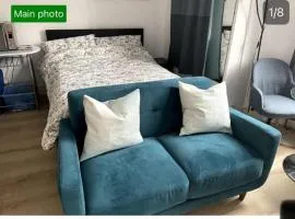 Studio Flat London NW11