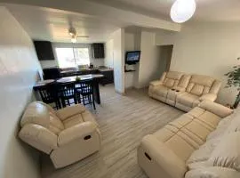 Family Apartment & Free Parking!