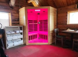 Elk Antler Inn，位于瑟莫波利斯的酒店