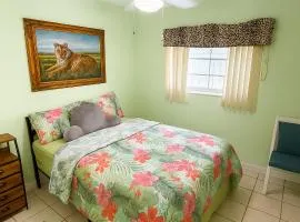 Peaceful Stay By Miami Zoo