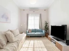 Oakley Cottage, Adelaide CBD
