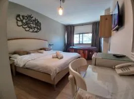 Layaali Amman Hotel Airport Pickup