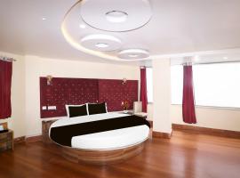 Super Townhouse Bank More Dhanbad Formerly Rise And Dine，位于丹巴德的豪华型酒店