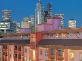 The Edgewater, A Noble House Hotel