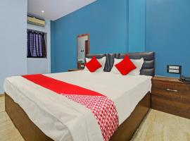 Hotel O Rr Lodging And Boarding，位于Itwāri的酒店