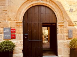 Santa María Briones，位于布里奥内斯的酒店