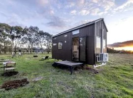 Lovely Tiny House with Amazing Views in Angaston, South Australia