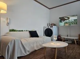 Luna House