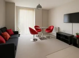Luxe London Apartment with Amazing Views