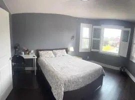 Q88 luxury Sunny room