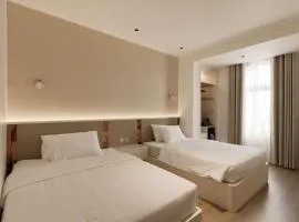 The World Hotel