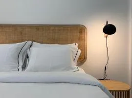 Lions Suite By Perpetual Relax