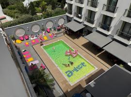 AMISTAT Island Hostel Ibiza - ALBERGUE JUVENIL，位于圣安东尼奥的酒店