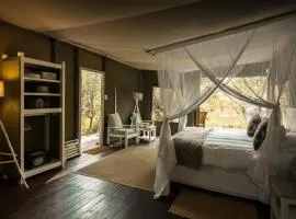 纳格玛帐篷瑟法丽木屋