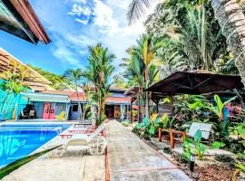 Boutique Tropical Paradise Large Groups Pool AC Hot Water