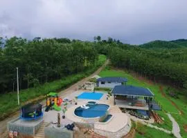 Casa Brisa house in the mountains 15 minutes from the beach