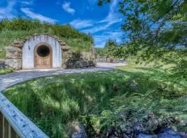 The Warren - Hobbit House and Hot Tub at Loch Tay