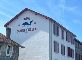 Hostel Demain c'est loin，位于昂代的酒店