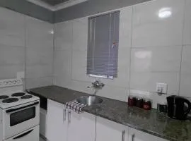 Mama R's Budget-friendly BACKROOM 1