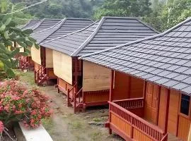 WR Cottage Worho Rhena