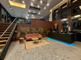 LAKEVIEW Hotel & Apartments，位于马夫罗沃的酒店
