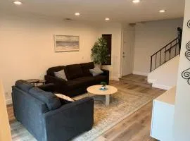 Beautifully Remodeled 2BR Prime Irvine Location