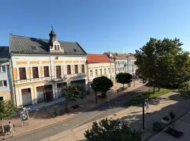 Byt v centre mesta s výhľadom na pešiu zónu