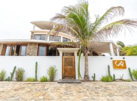 CasaPiedra，位于埃斯孔迪多港的带泳池的酒店