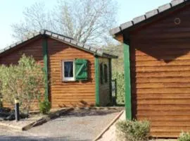 Chalet cosy avec terrasse pour 2 pers. à Naucelle - API-1-52-334
