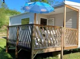 Mobil-home pour 4 pers avec terrasse - API-1-52-494