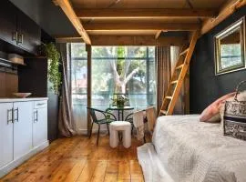 Carlton lofts 2-4pax ok 15 mins to CBD