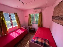 Lisi's ocean Breeze Escape