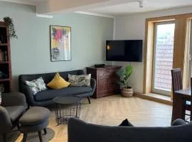 discovAIR - Super Zentral mit Parkplatz, 3 Schlafzimmer & Netflix & mehr