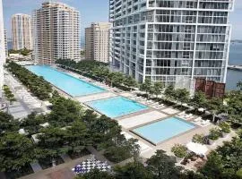 48th Floor ocean View Brickell