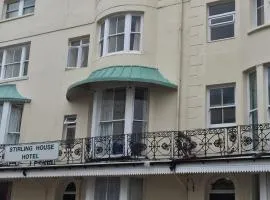 斯特林山林小屋酒店