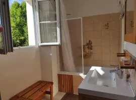 2 rooms floor house gert