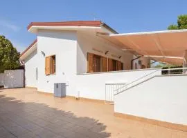 4 Bedroom Lovely Home In Porto Empedocle