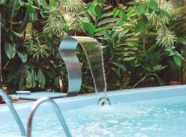 泡萨达凯鲁日度卡宜塔酒店，位于莫罗圣保罗的酒店