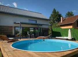 Beautiful Home In Vurot With Wifi