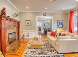 4 bedroom, 2 bath, King Beds, Outdoor Space, Grill, Free Parking, Nice Area