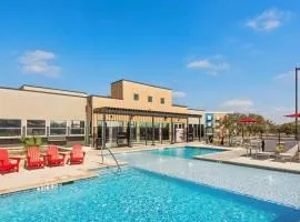 Luxury Home W Pool & Gym Mins To Baylor Hospital